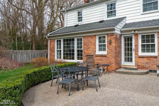 171 Moran Road, Grosse Pointe Farms, MI 48236