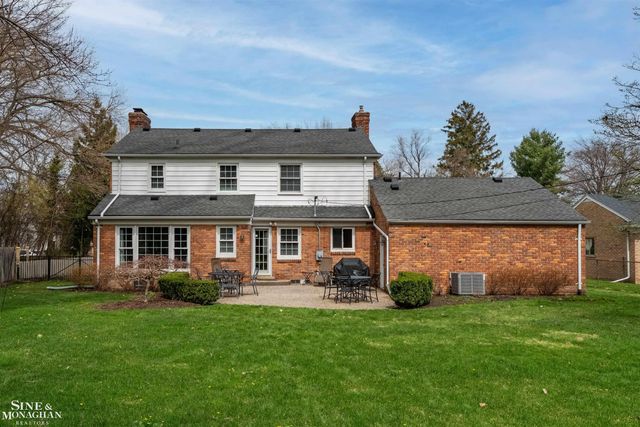 171 Moran Road, Grosse Pointe Farms, MI 48236