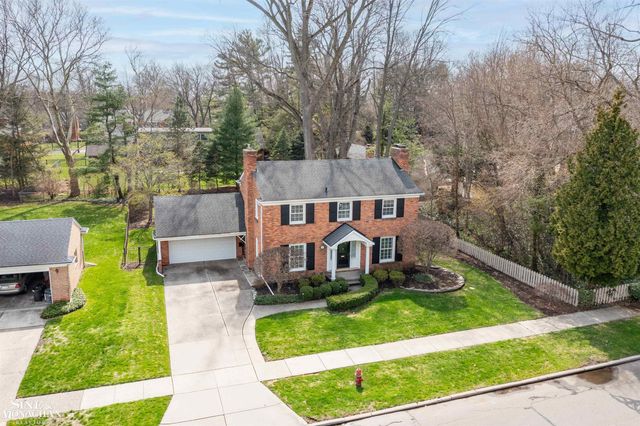 171 Moran Road, Grosse Pointe Farms, MI 48236