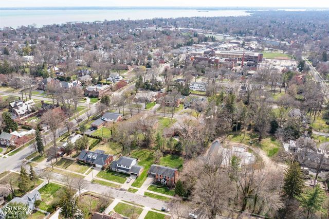 171 Moran Road, Grosse Pointe Farms, MI 48236