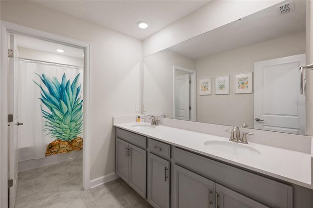 8926 FALLEN OAK DRIVE, Davenport, FL 33896