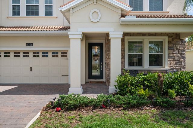 8926 FALLEN OAK DRIVE, Davenport, FL 33896