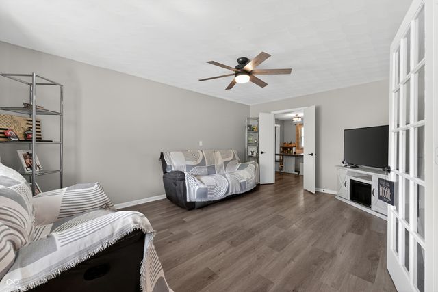 363 Shadow Hill Drive, Greenwood, IN 46142