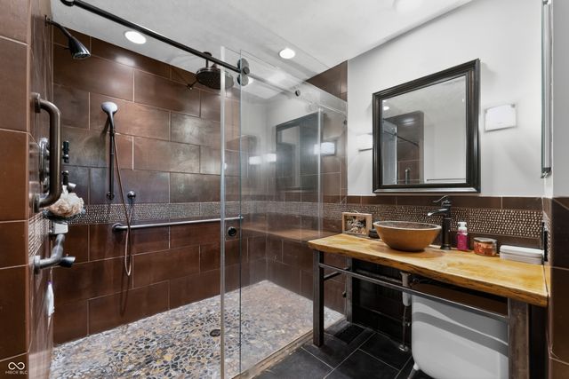 363 Shadow Hill Drive, Greenwood, IN 46142