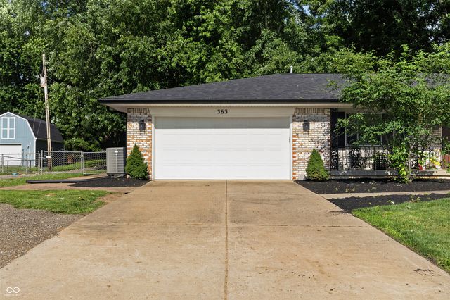 363 Shadow Hill Drive, Greenwood, IN 46142