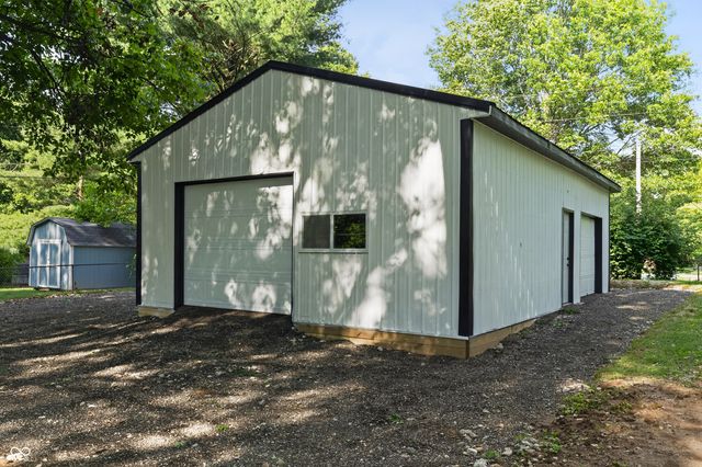 363 Shadow Hill Drive, Greenwood, IN 46142