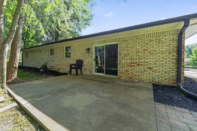 363 Shadow Hill Drive, Greenwood, IN 46142