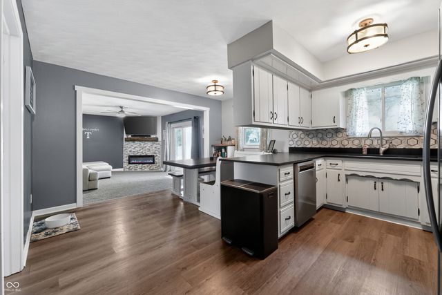 363 Shadow Hill Drive, Greenwood, IN 46142