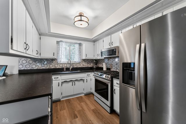 363 Shadow Hill Drive, Greenwood, IN 46142