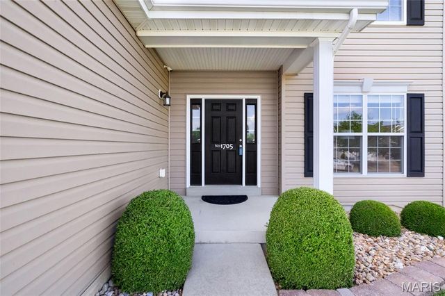 1705 Misty Manor Court, St Peters, MO 63376