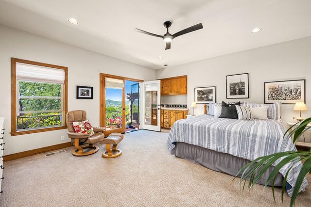 881 Villa Del Sol, El Dorado Hills, CA 95762