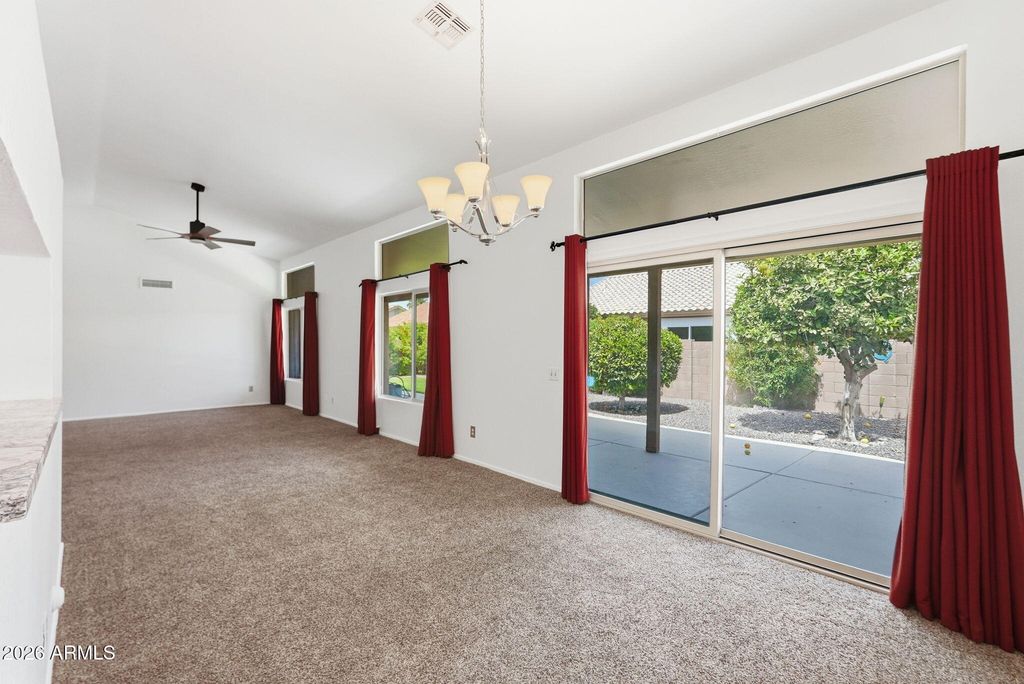 Image 21 of property listing at 1562 E GLENEAGLE Drive, Chandler, AZ 85249