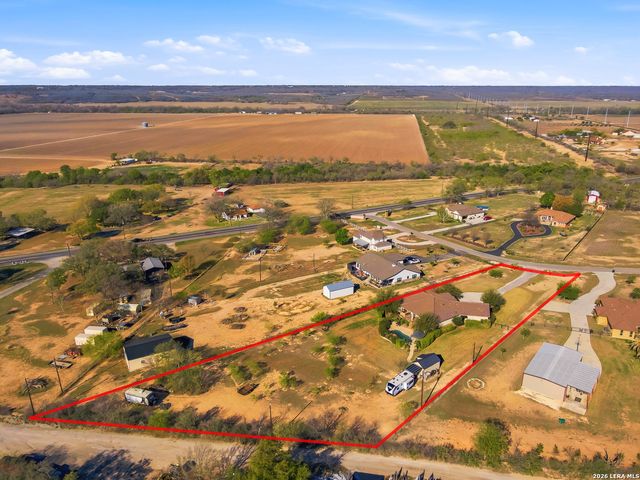 138 Private Road 4703, Castroville, TX 78009
