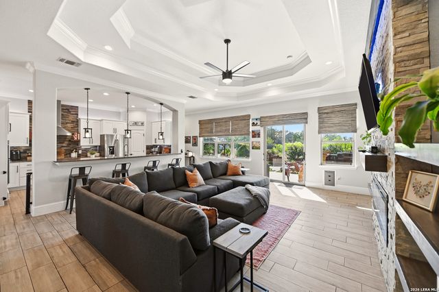 138 Private Road 4703, Castroville, TX 78009