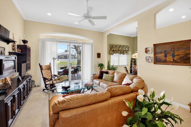 7063 Demedici Circle, Delray Beach, FL 33446