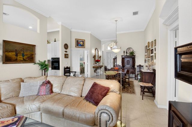 7063 Demedici Circle, Delray Beach, FL 33446