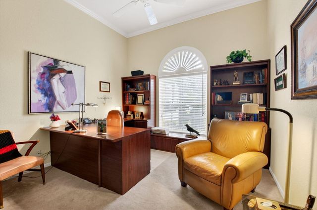 7063 Demedici Circle, Delray Beach, FL 33446