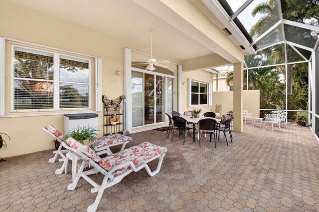 7063 Demedici Circle, Delray Beach, FL 33446