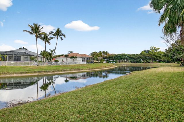 7063 Demedici Circle, Delray Beach, FL 33446