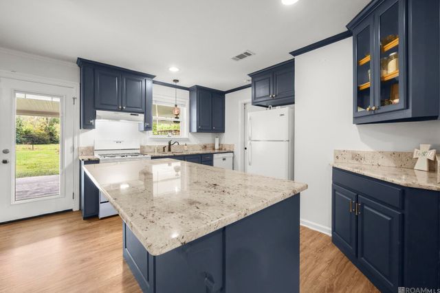 25482 Poirrier Ln, Denham Springs, LA 70706