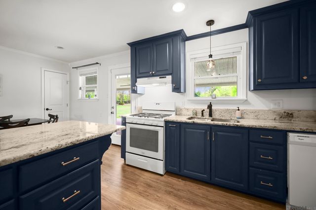 25482 Poirrier Ln, Denham Springs, LA 70706