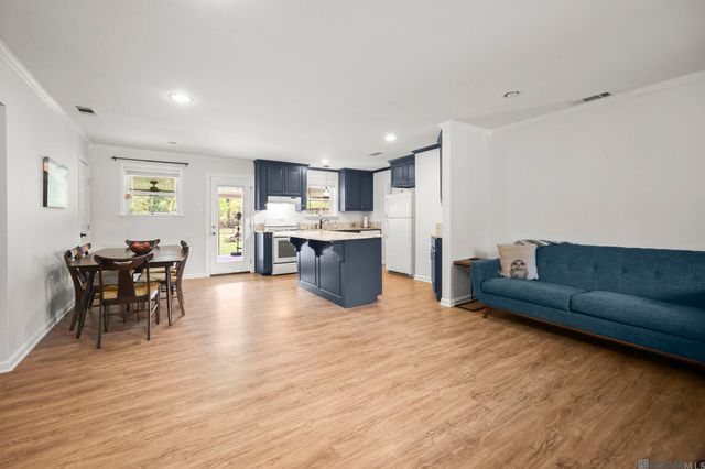 25482 Poirrier Ln, Denham Springs, LA 70706