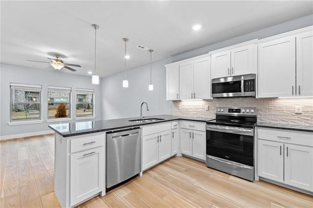 2220 W Million Lane, Fayetteville, AR 72704