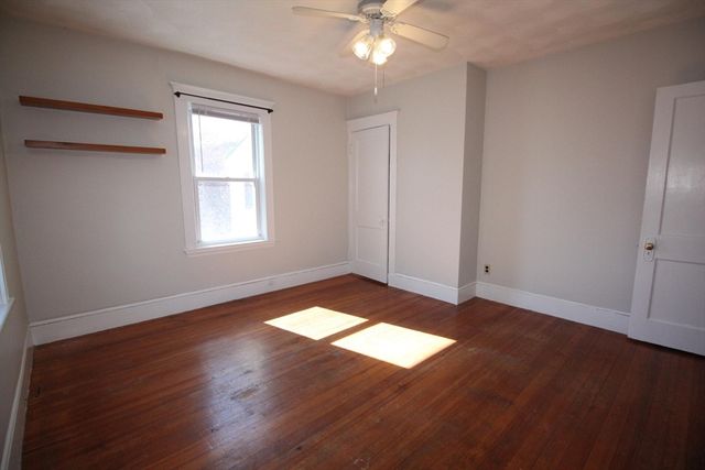63 Foster St 63, Arlington, MA 02474