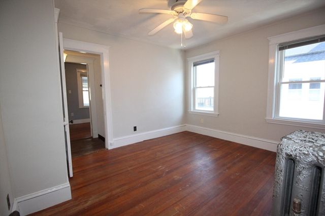 63 Foster St 63, Arlington, MA 02474