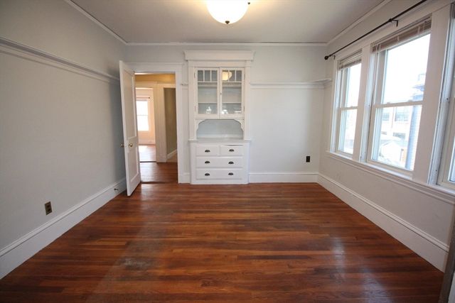 63 Foster St 63, Arlington, MA 02474
