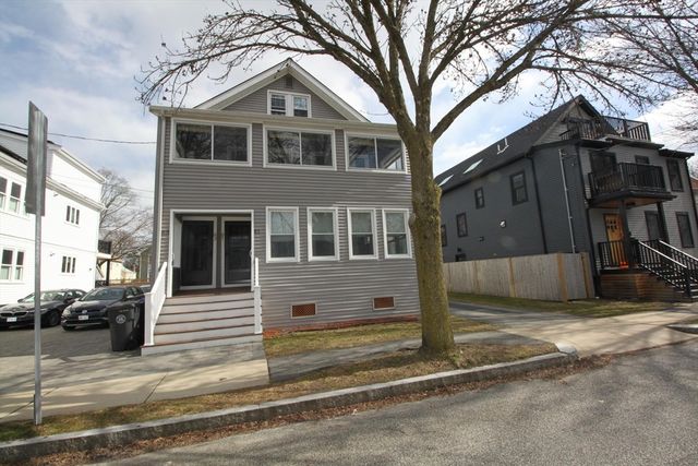 63 Foster St 63, Arlington, MA 02474