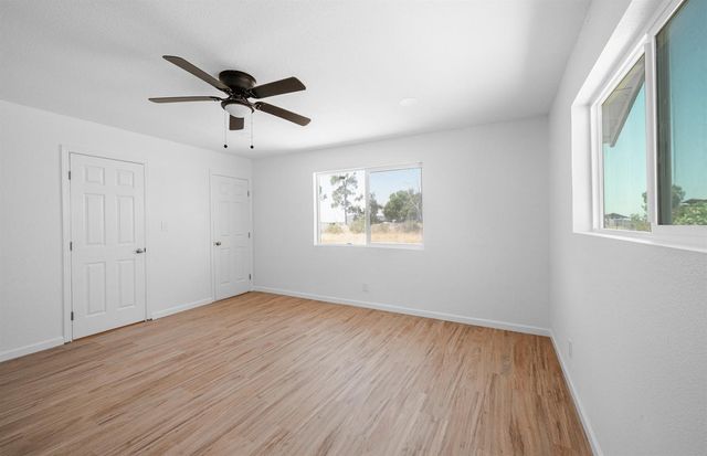 15758 Mark Road, Madera, CA 93636