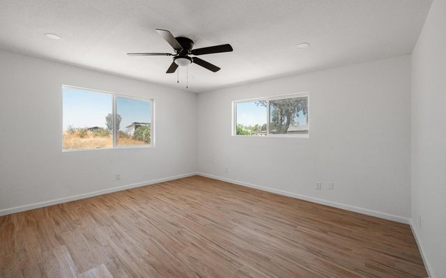 15758 Mark Road, Madera, CA 93636