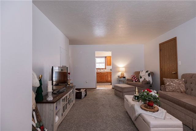 108 Oak Dr, Saxonburg Boro, PA 16056