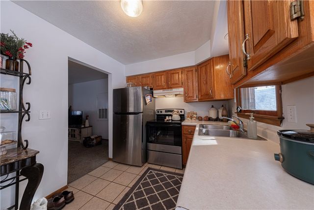 108 Oak Dr, Saxonburg Boro, PA 16056