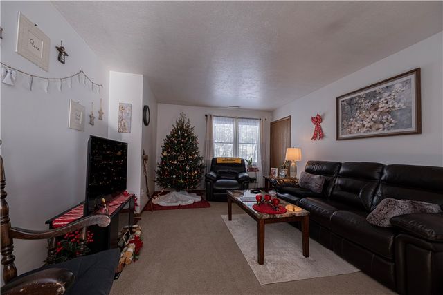 108 Oak Dr, Saxonburg Boro, PA 16056