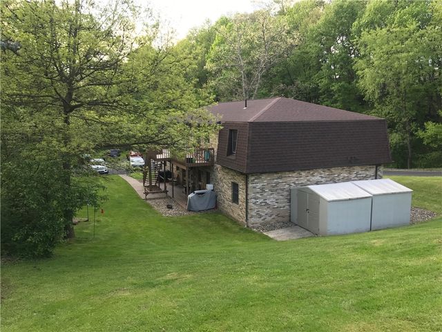 108 Oak Dr, Saxonburg Boro, PA 16056