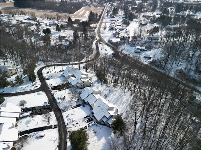 108 Oak Dr, Saxonburg Boro, PA 16056