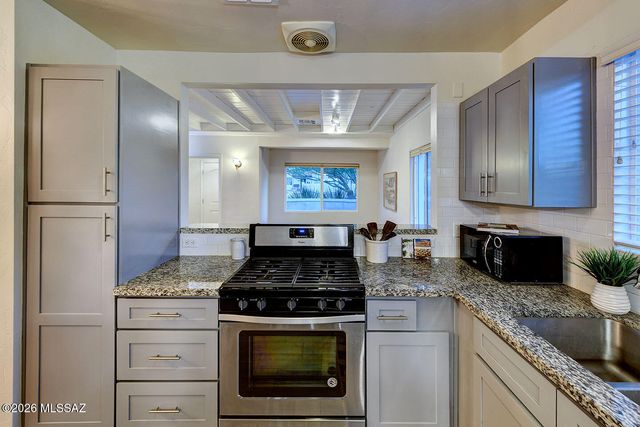 2450 E 3rd Street, Tucson, AZ 85719