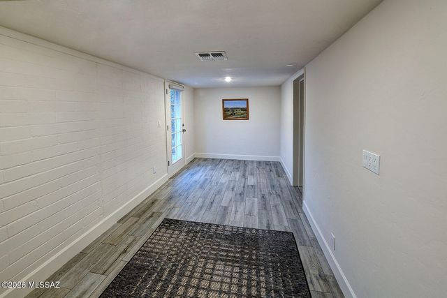2450 E 3rd Street, Tucson, AZ 85719