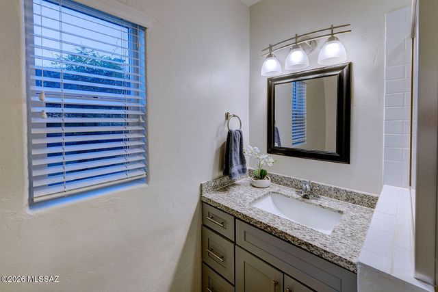 2450 E 3rd Street, Tucson, AZ 85719