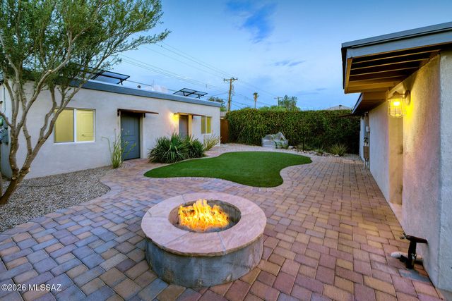2450 E 3rd Street, Tucson, AZ 85719