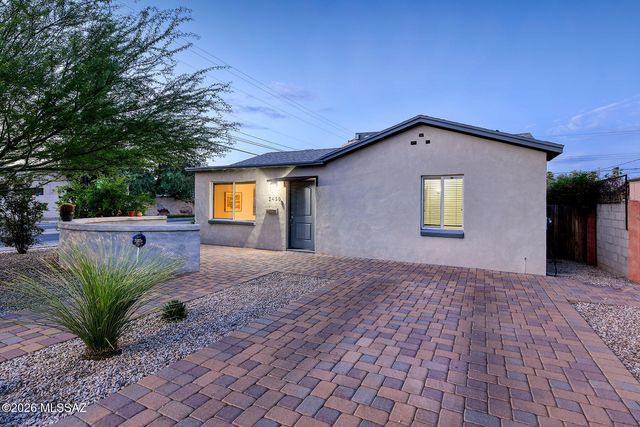 2450 E 3rd Street, Tucson, AZ 85719