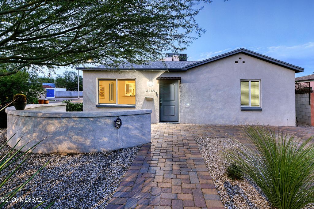 2450 E 3rd Street, Tucson, AZ 85719