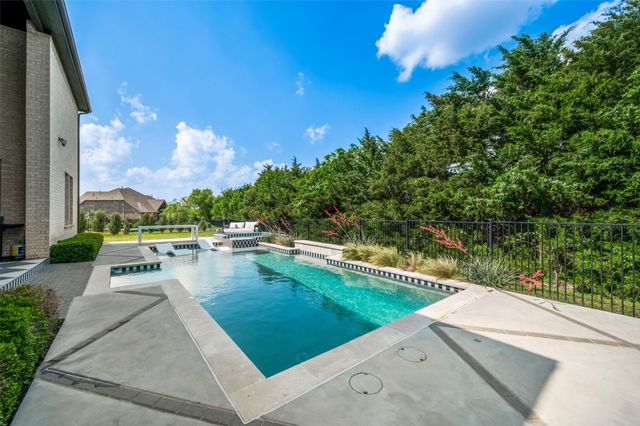 2516 Pampas Court, Heath, TX 75126