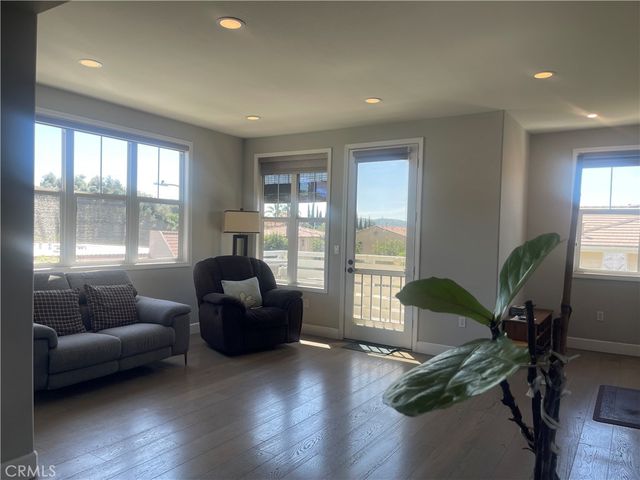 835 Francesca 201, Walnut, CA 91789