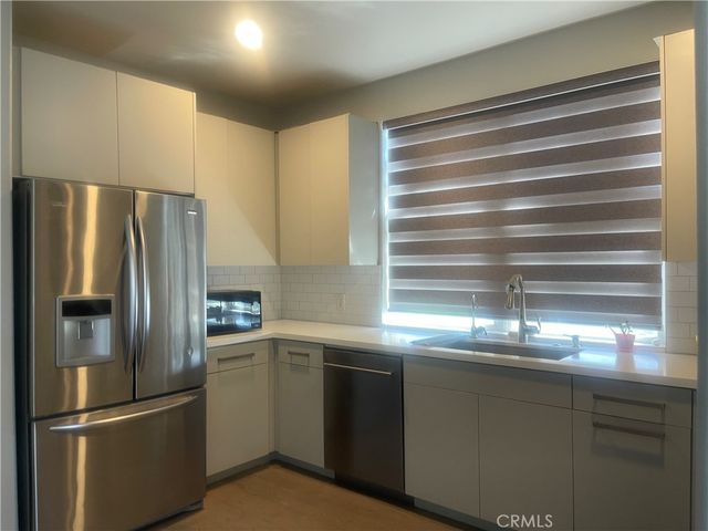 835 Francesca 201, Walnut, CA 91789