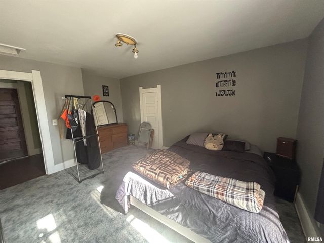 108 W PINE Street, Springfield, IL 62704