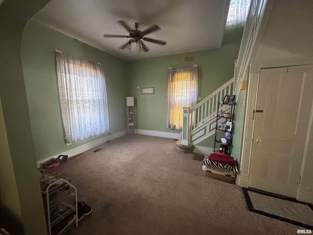 108 W PINE Street, Springfield, IL 62704