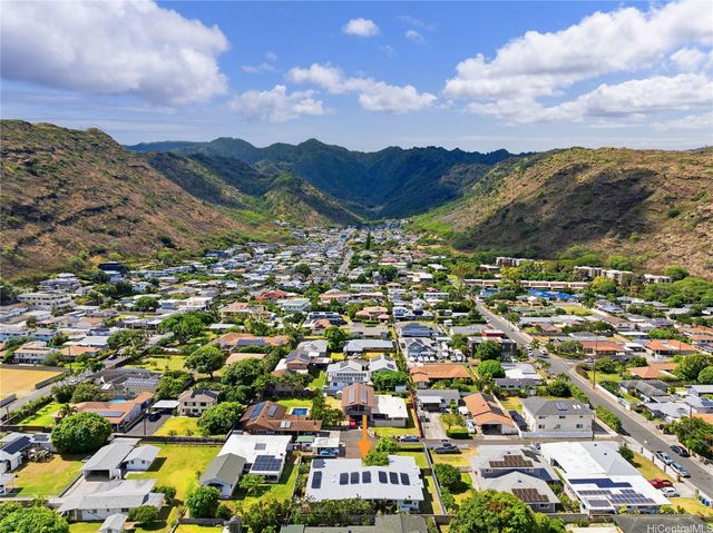 6085 Manukapu Place, Honolulu, HI 96821